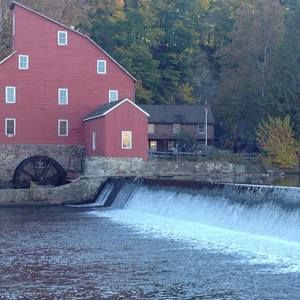 Meet your Posher, Lorie